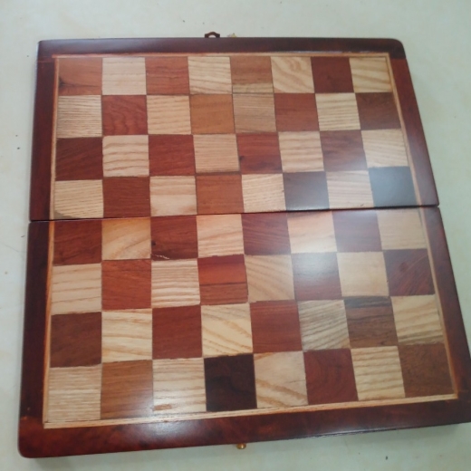 Bộ cờ vua bằng gỗ